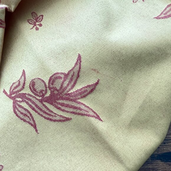 French Jacquard Tablecloth Les Tissages Du Soleil Floral Table Linen 63 x 79 - Picture 11 of 12